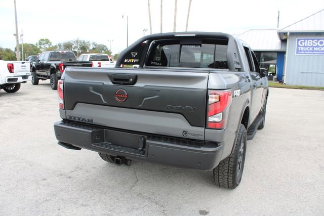 Used 2024 Nissan Titan PRO-4X w/ Pro-4x Convenience Package image 11
