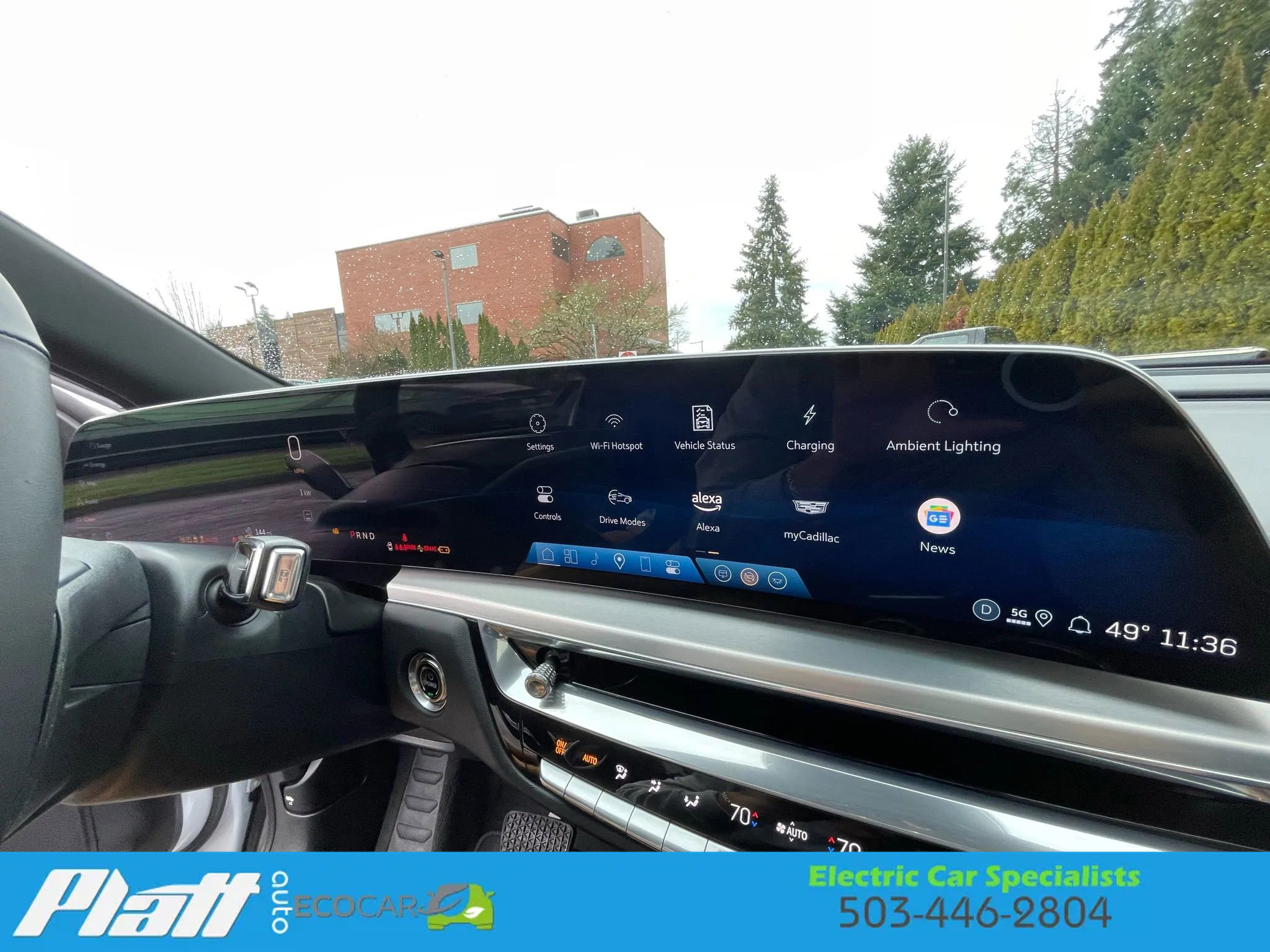 Used 2024 Cadillac Lyriq Sport image 28