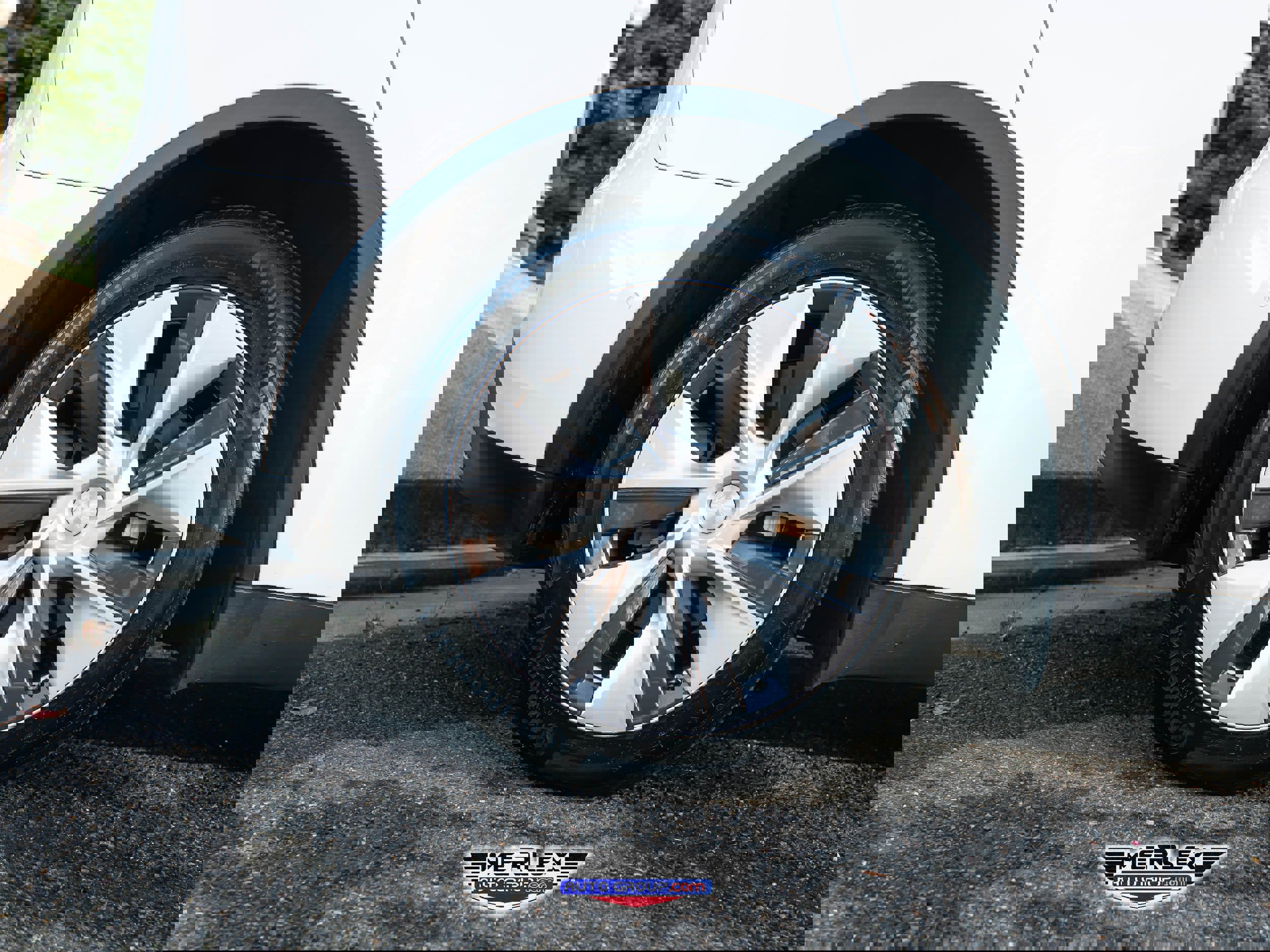 Used 2021 Tesla Model Y 2WD image 11