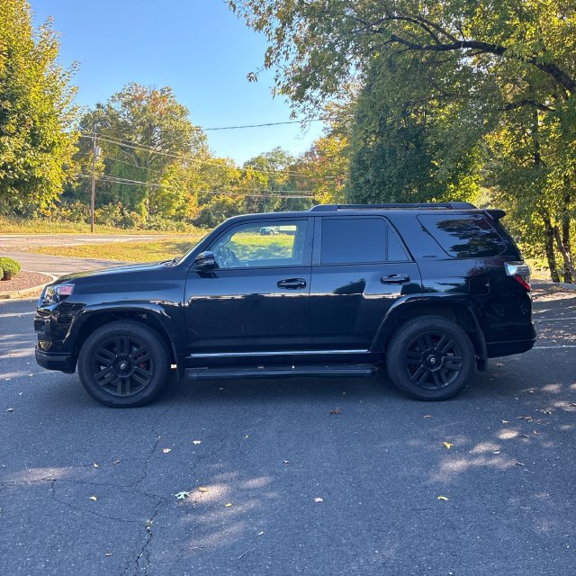 Used 2020 Toyota 4Runner Nightshade AWD/4WD image 4