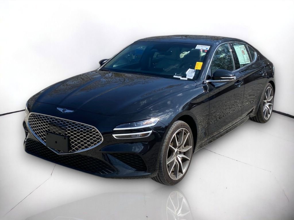 Used 2024 Genesis G70 2.5T image 2