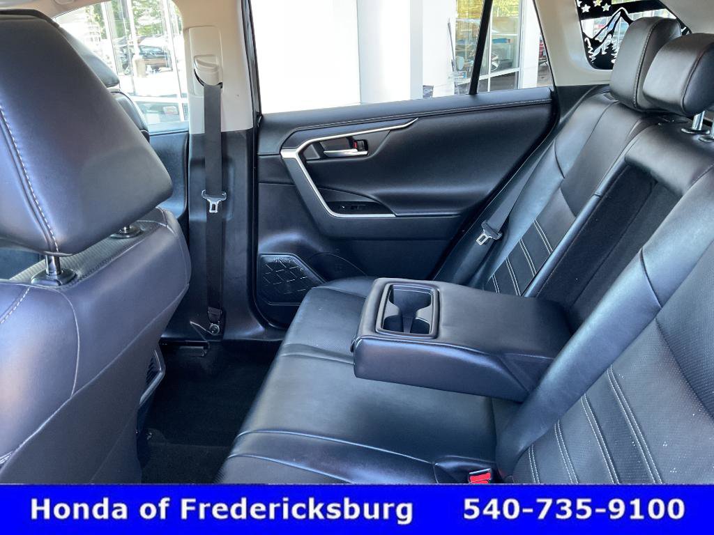 Used 2020 Toyota RAV4 Limited AWD/4WD image 28