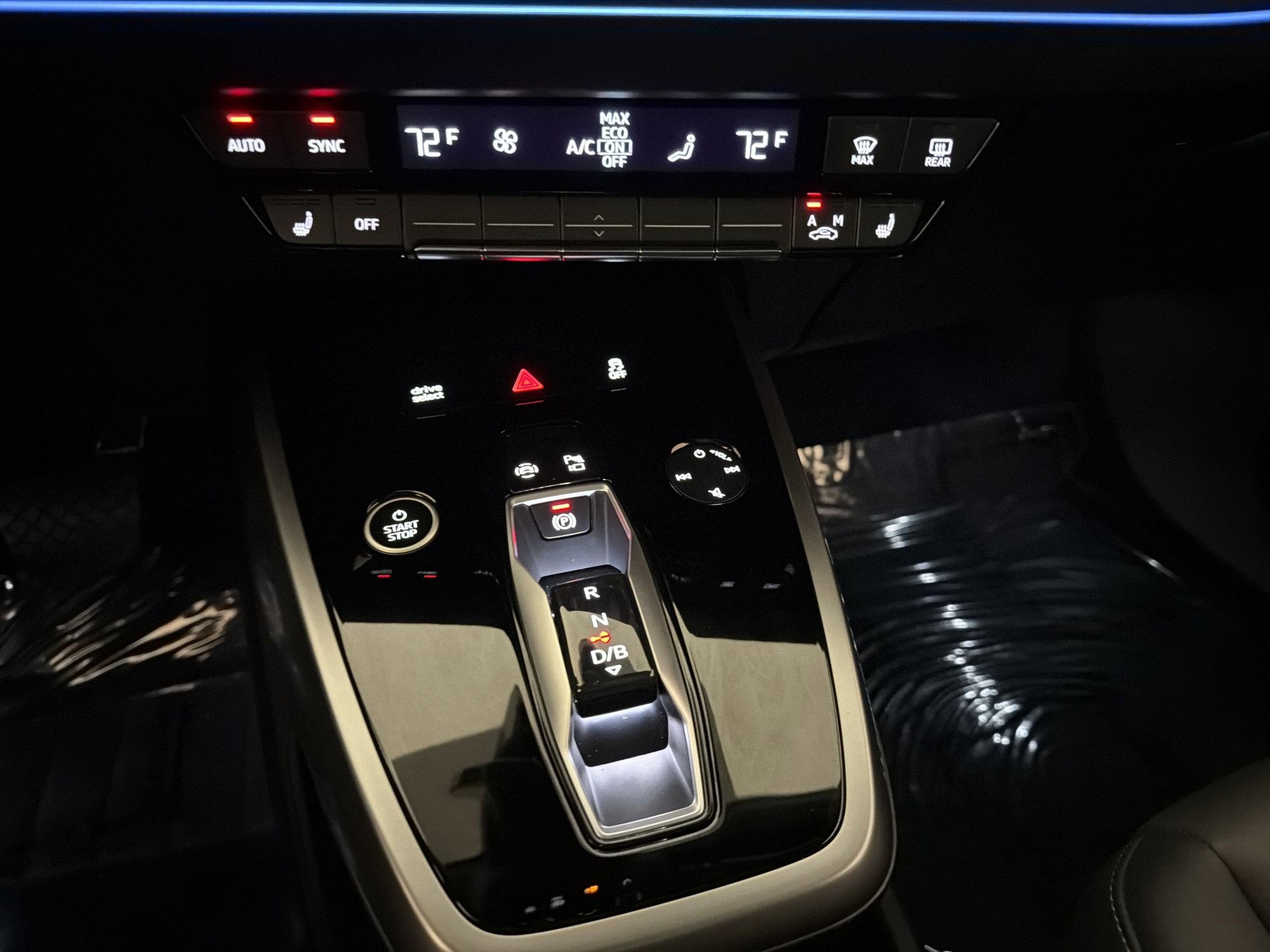 Certified 2023 Audi Q4 e-tron Premium Plus w/ Premium Plus image 17