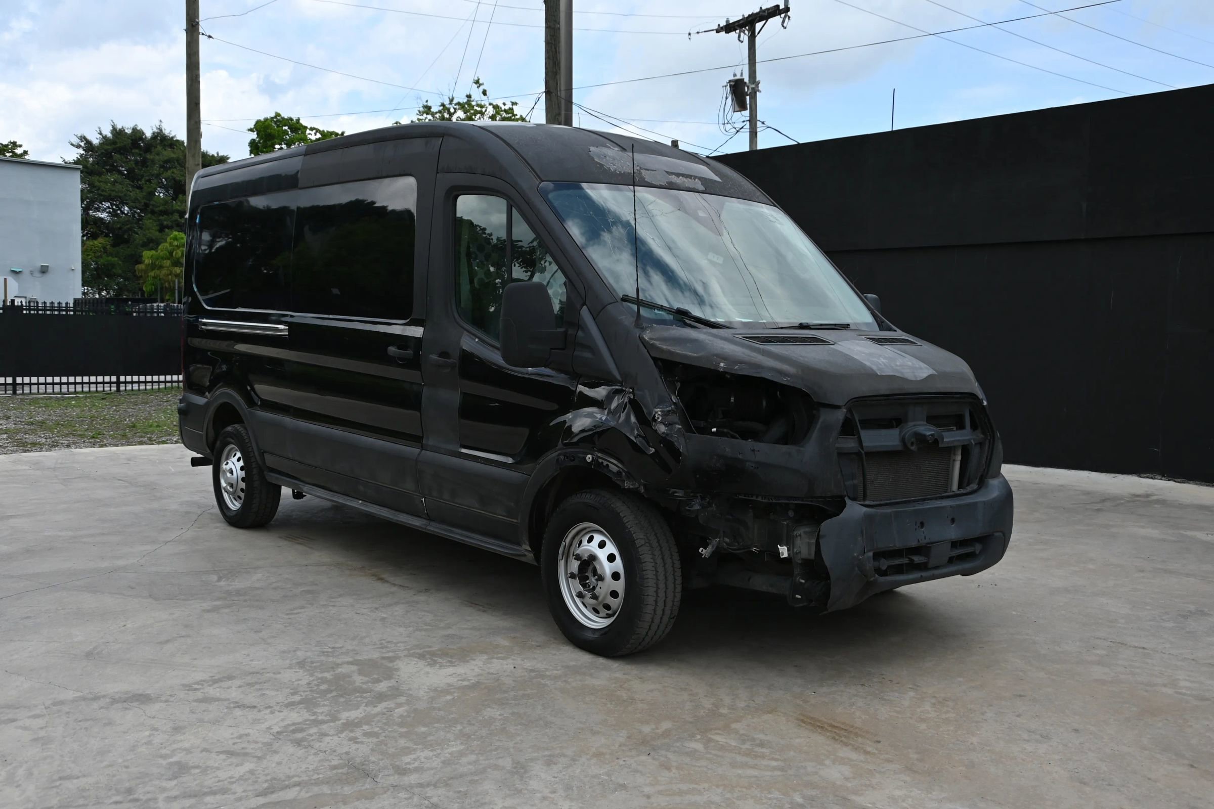 Used 2023 Ford Transit 250 Medium Roof w/ Load Area Protection Package RWD video 2