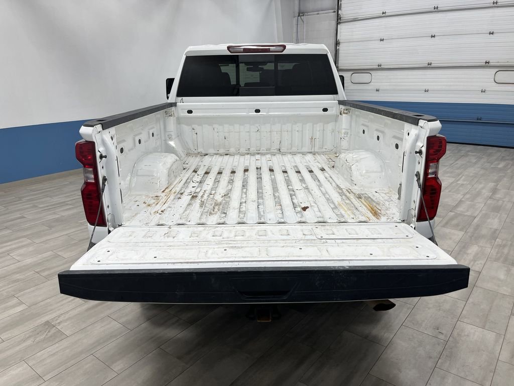 Used 2022 Chevrolet Silverado 3500 LT image 14