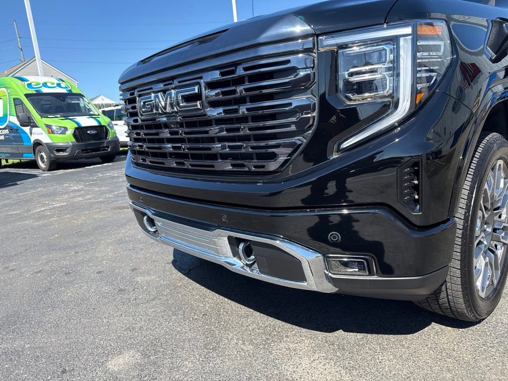 Used 2023 GMC Sierra 1500 Denali Ultimate AWD/4WD image 37