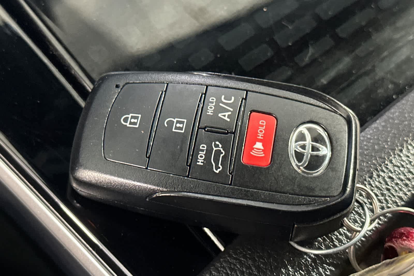 Used 2024 Toyota bZ4X AWD w/ Weather Package image 26