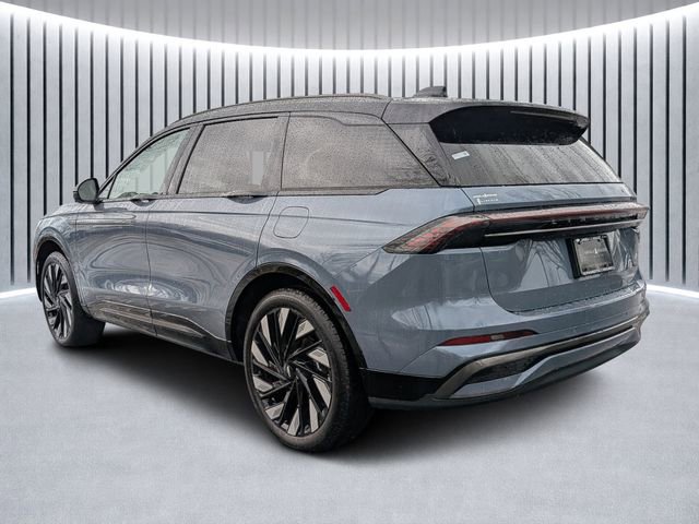 New 2026 Lincoln Nautilus Reserve w/ Jet Appearance Package image 5