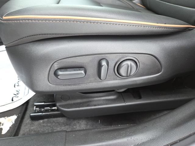 Used 2025 Buick Envista Avenir image 39