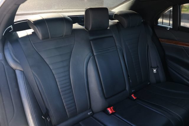 Used 2016 Mercedes-Benz S 550 Sedan image 17