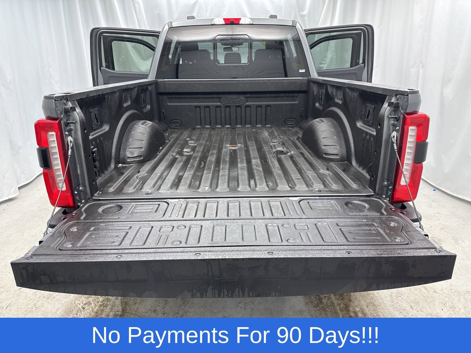 Used 2023 Ford F350 Lariat w/ Chrome Package image 47