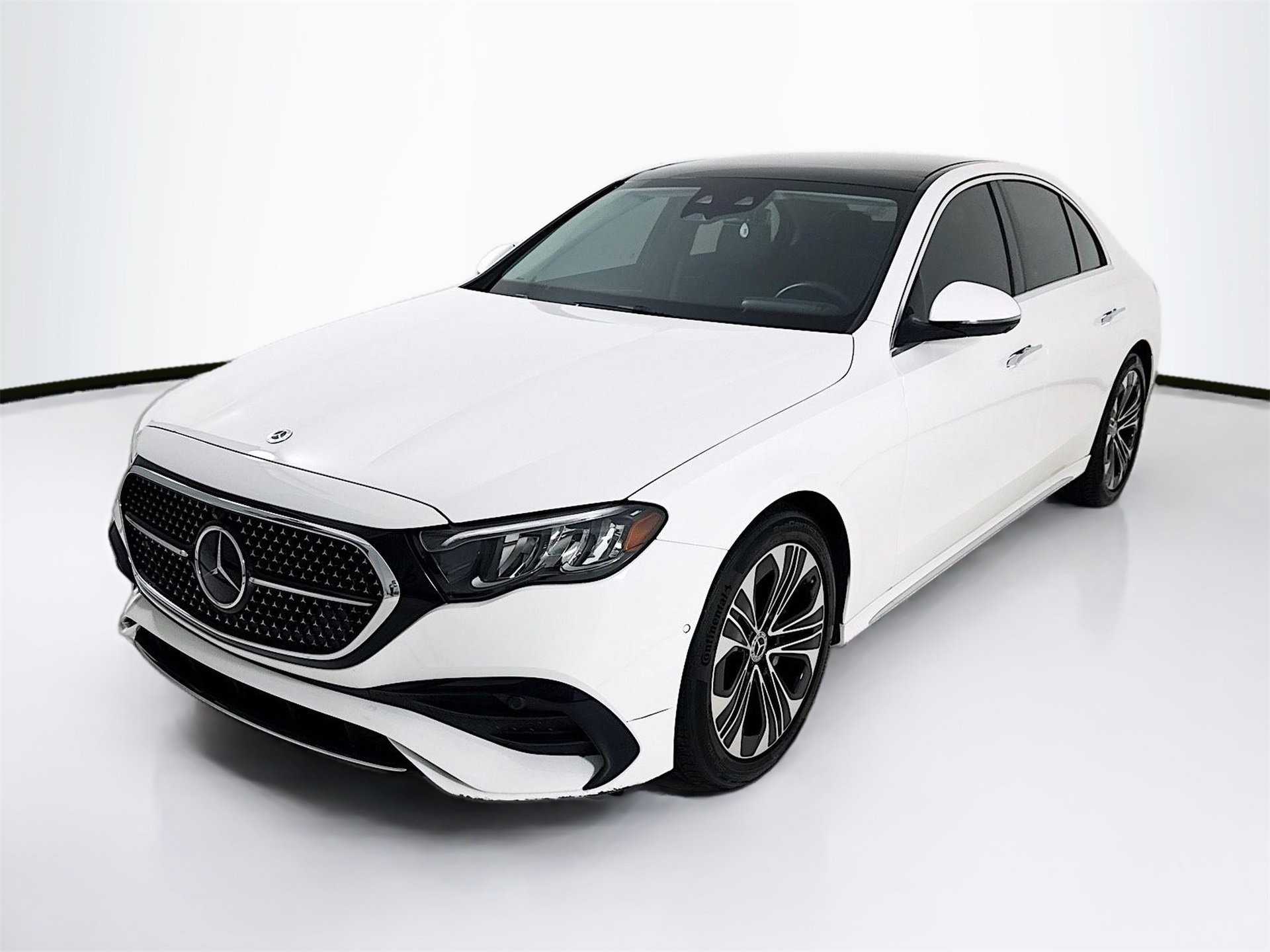 Certified 2024 Mercedes-Benz E 350 4MATIC Sedan w/ Driver Assistance Package image 3