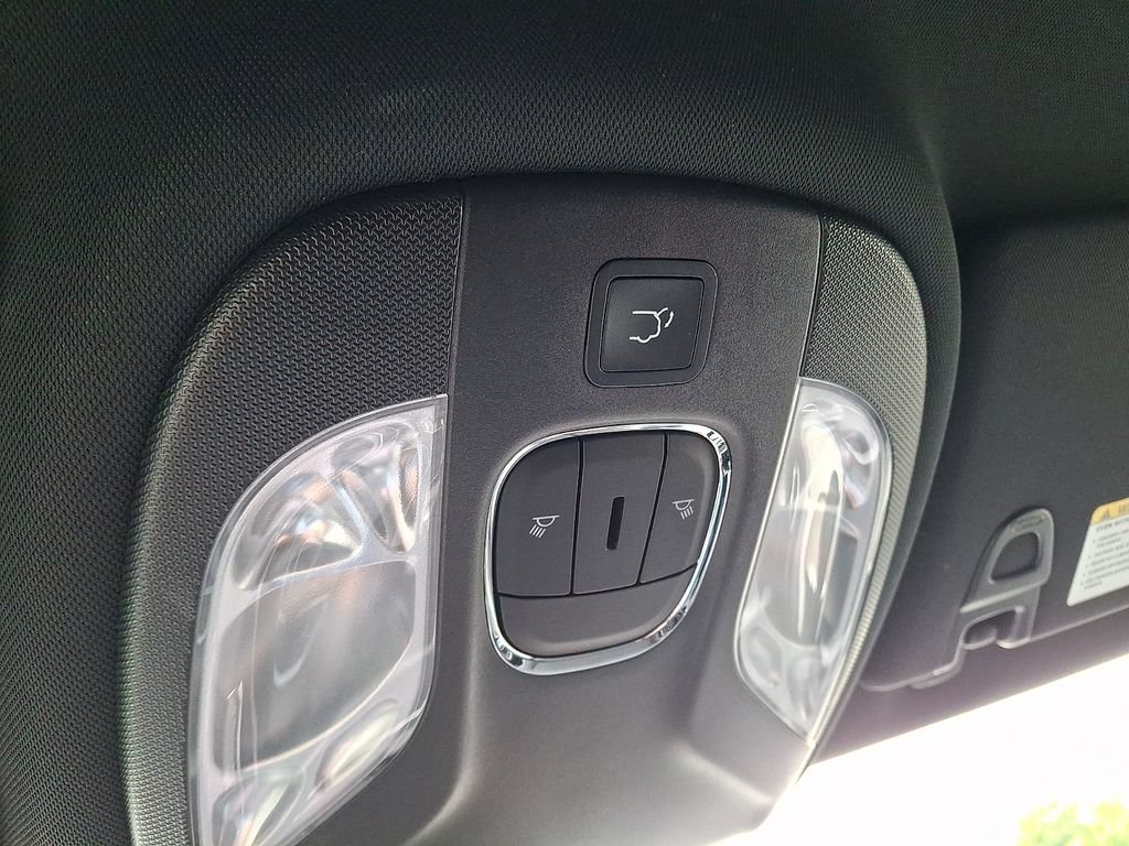 Used 2024 Jeep Compass Trailhawk w/ Trailhawk Elite Group AWD/4WD image 26