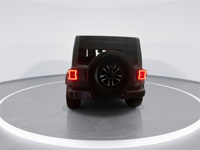 Used 2024 Jeep Wrangler Unlimited Rubicon image 3