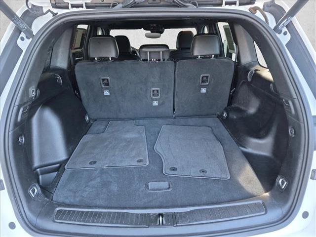 Used 2023 Jeep Grand Cherokee Altitude AWD/4WD image 6