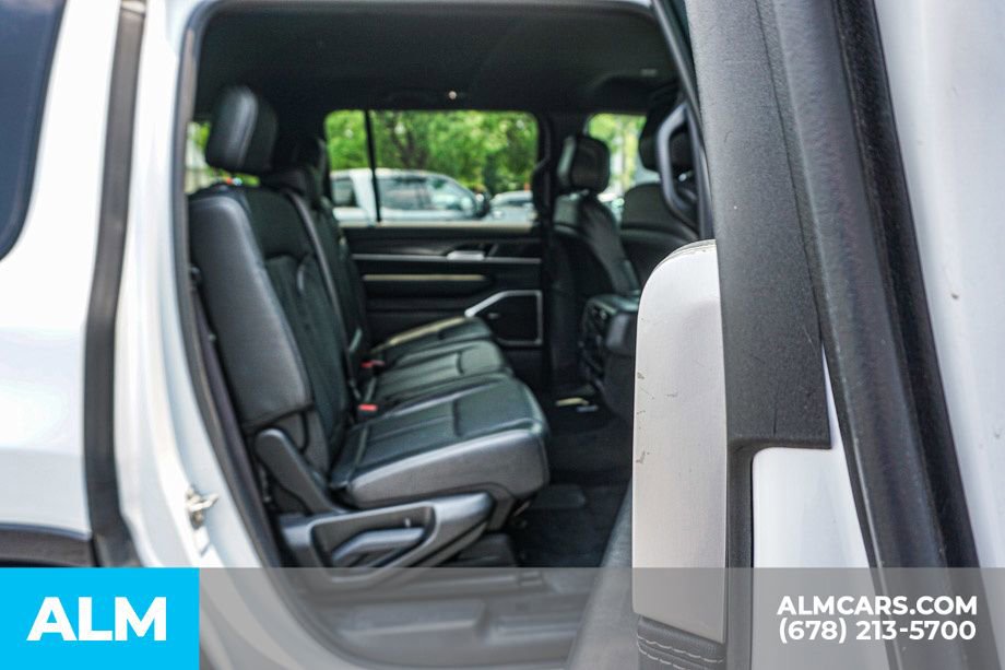 Used 2023 Jeep Wagoneer Series II image 24