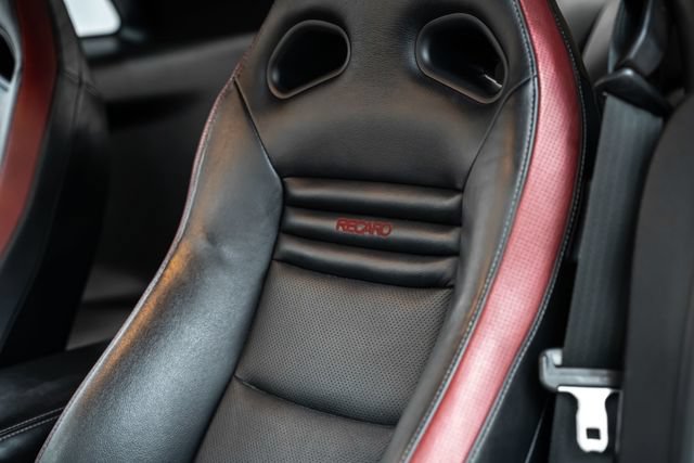Used 2014 Nissan GT-R Black Edition AWD/4WD image 21