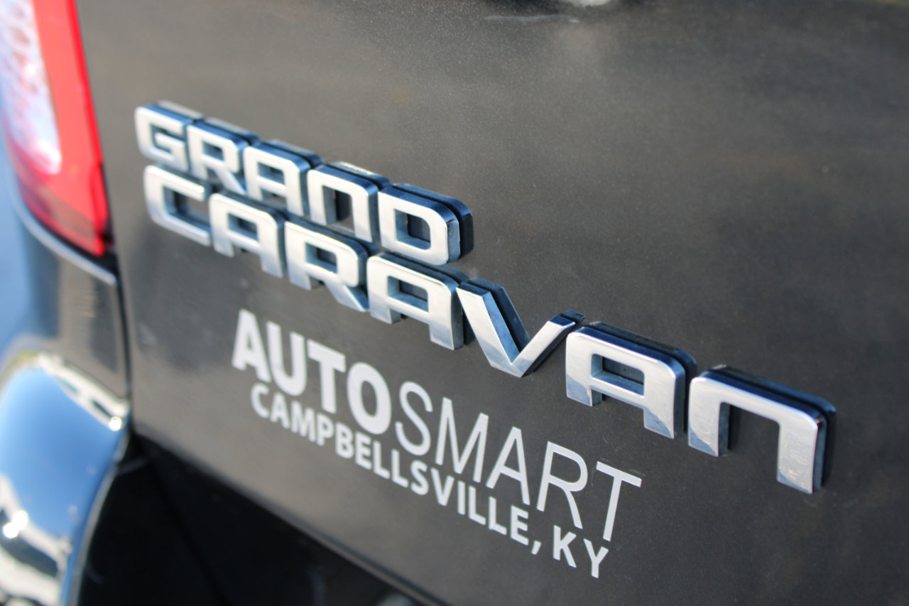 Used 2019 Dodge Grand Caravan SE image 6