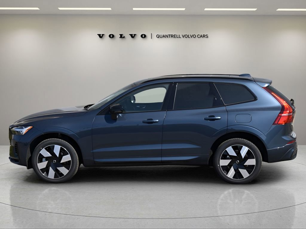 Certified 2025 Volvo XC60 T8 Plus w/ Protection Package Premier image 6