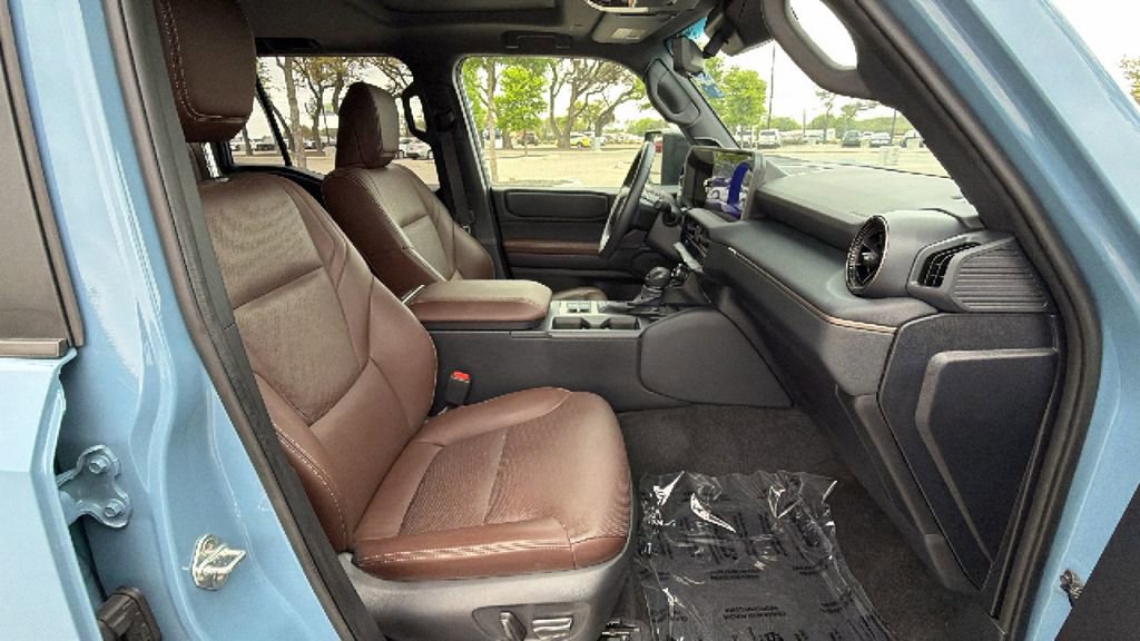 Used 2025 Toyota Land Cruiser w/ Premium Package image 39