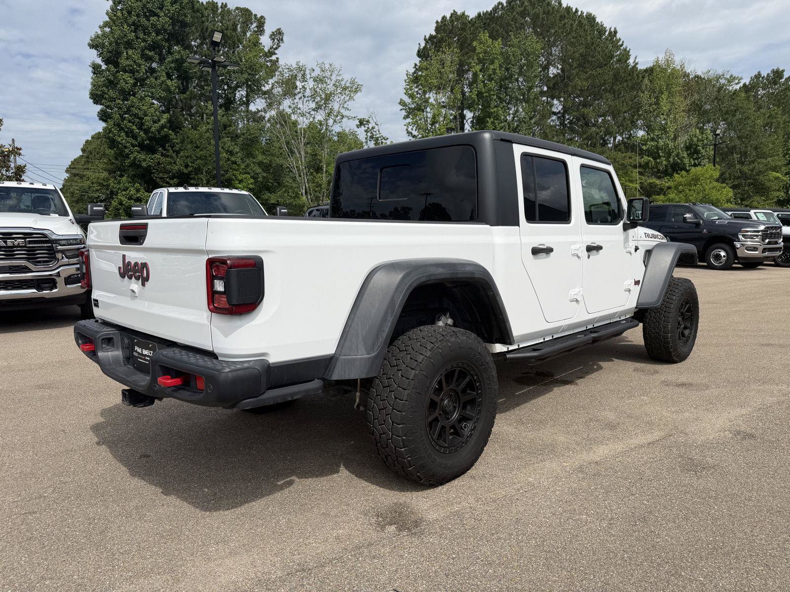 Used 2020 Jeep Gladiator Rubicon AWD/4WD image 6