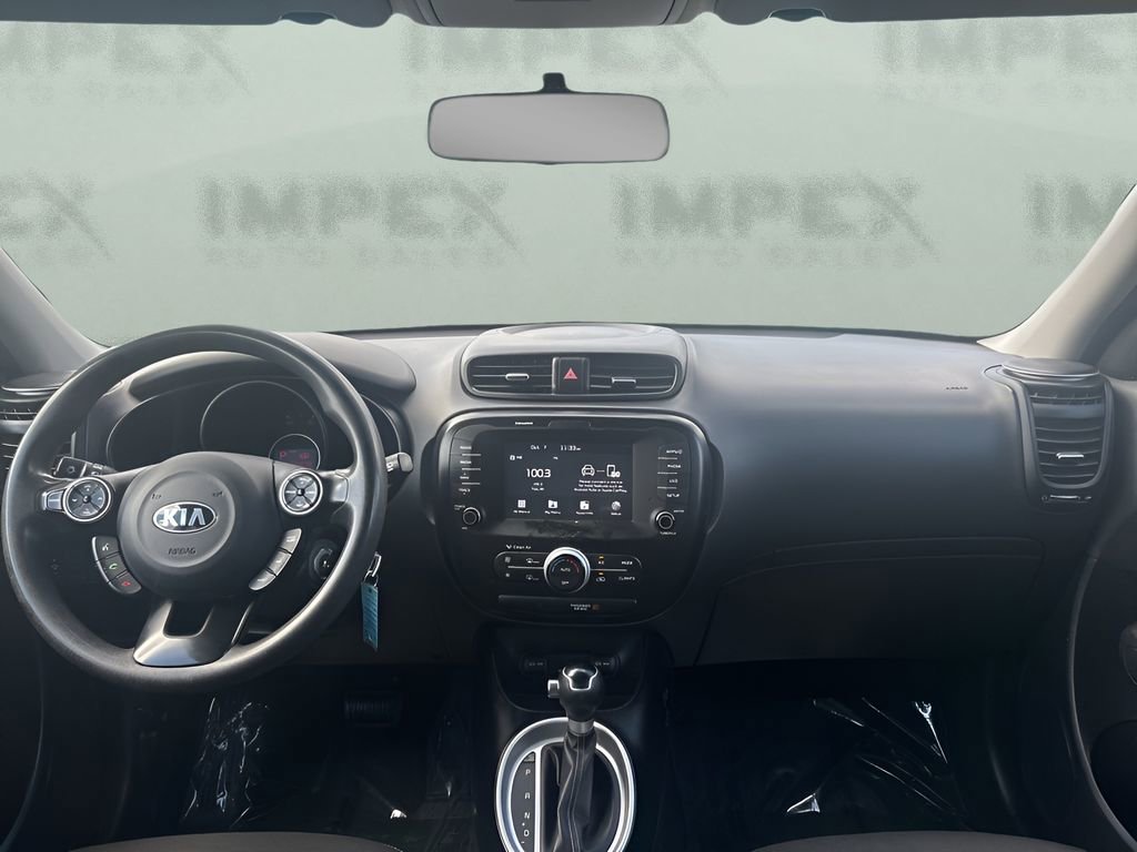 Used 2019 Kia Soul + image 11