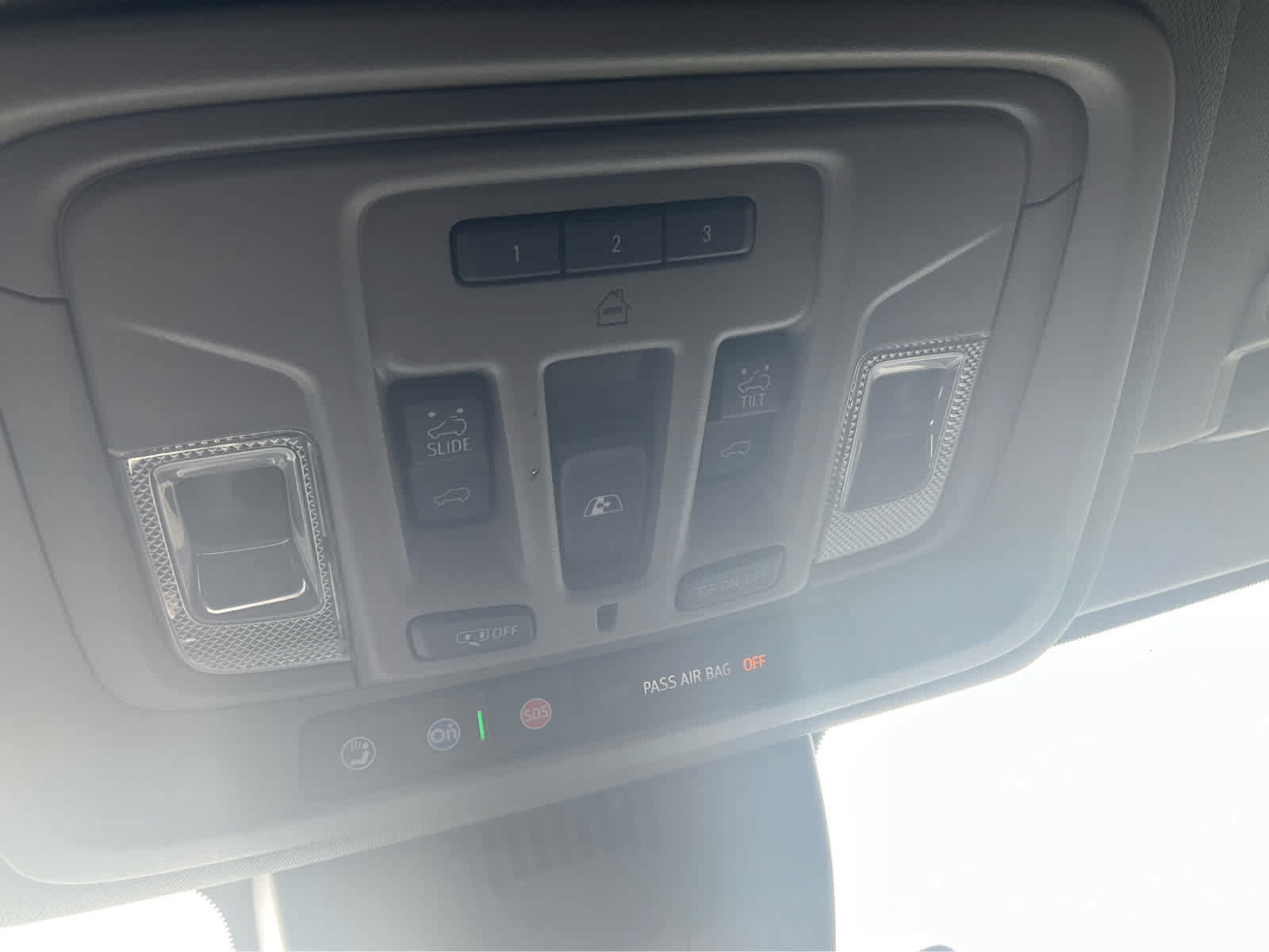 Used 2023 GMC Sierra 1500 Denali AWD/4WD image 15