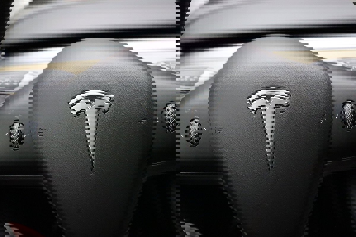 Used 2023 Tesla Model 3 Standard Range image 50
