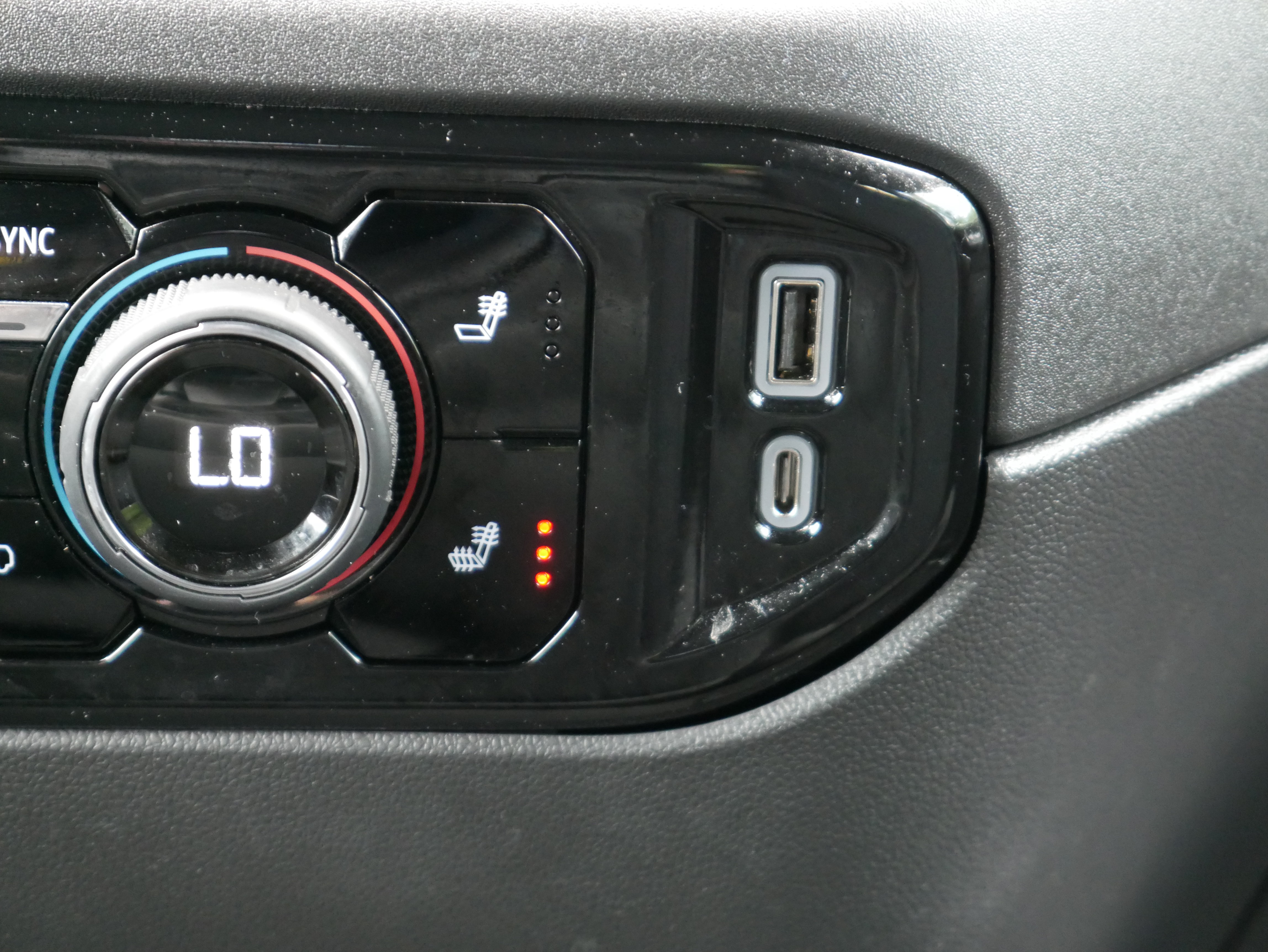Certified 2023 Chevrolet Silverado 1500 LT AWD/4WD image 22