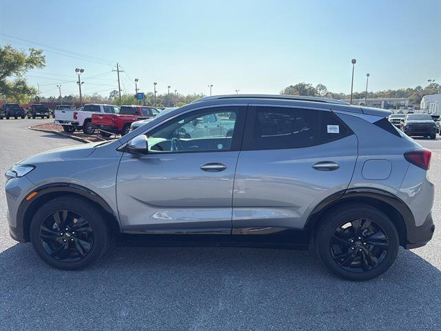 Used 2024 Buick Encore GX Sport Touring w/ Comfort Package image 4