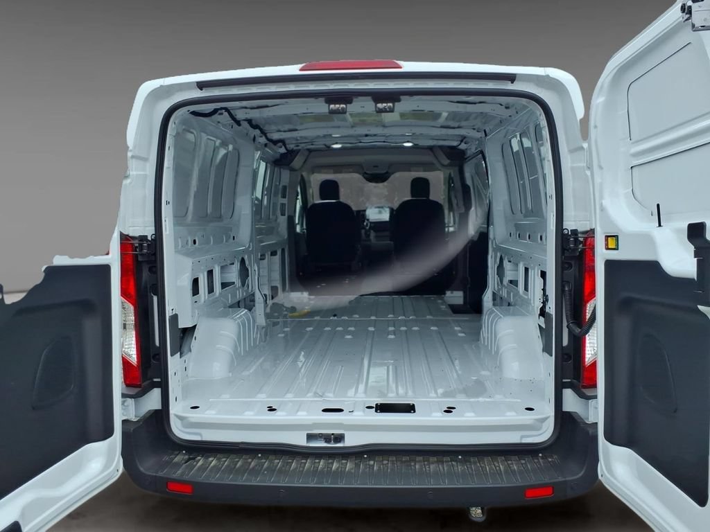 New 2026 Ford Transit 250 Low Roof RWD image 11