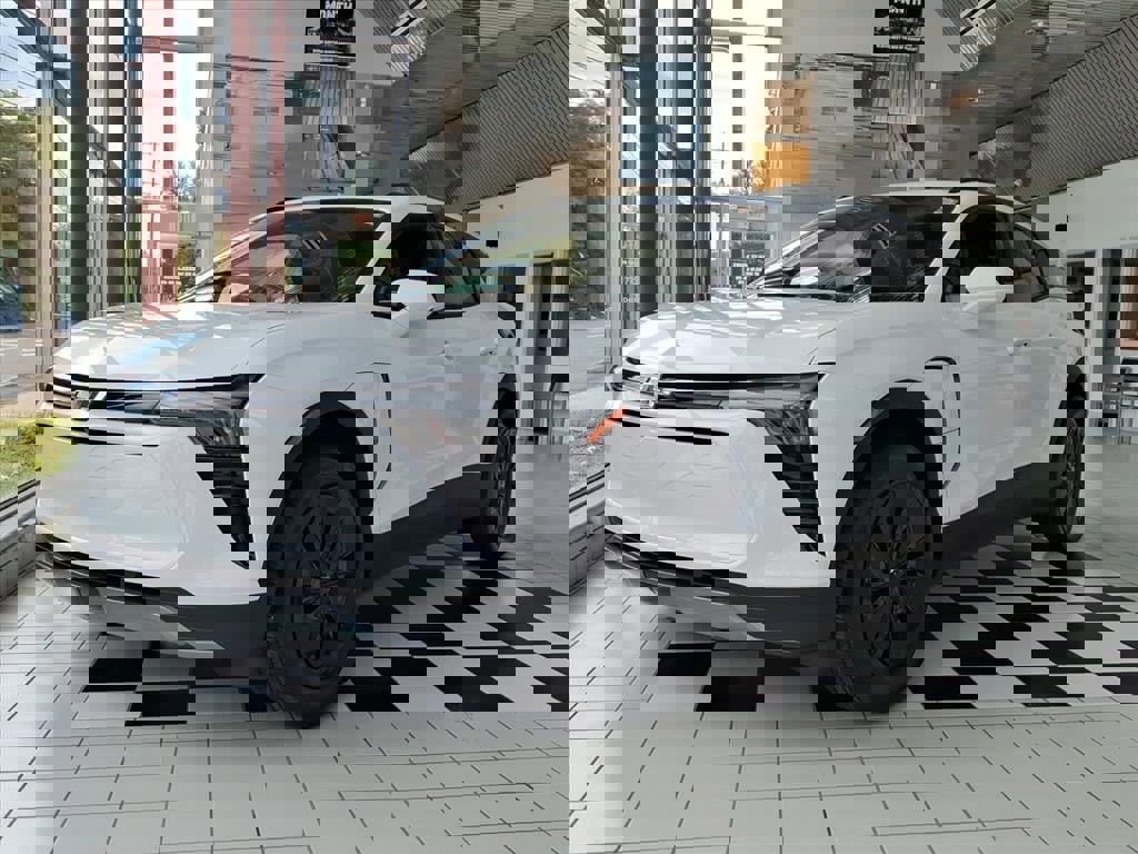 New 2025 Chevrolet Blazer EV LT AWD/4WD image 1