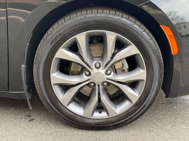 Used 2020 Chrysler Pacifica Limited FWD image 22
