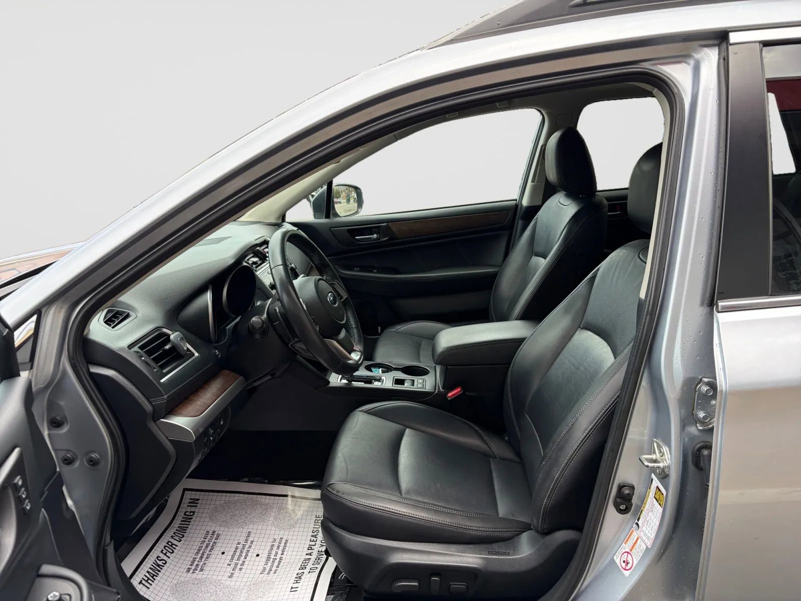 Used 2018 Subaru Outback 3.6R Limited AWD/4WD image 12