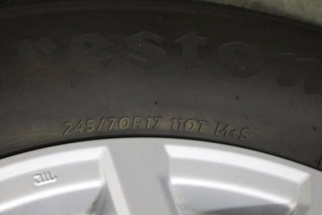 Used 2025 Toyota Tacoma TRD Sport AWD/4WD image 38