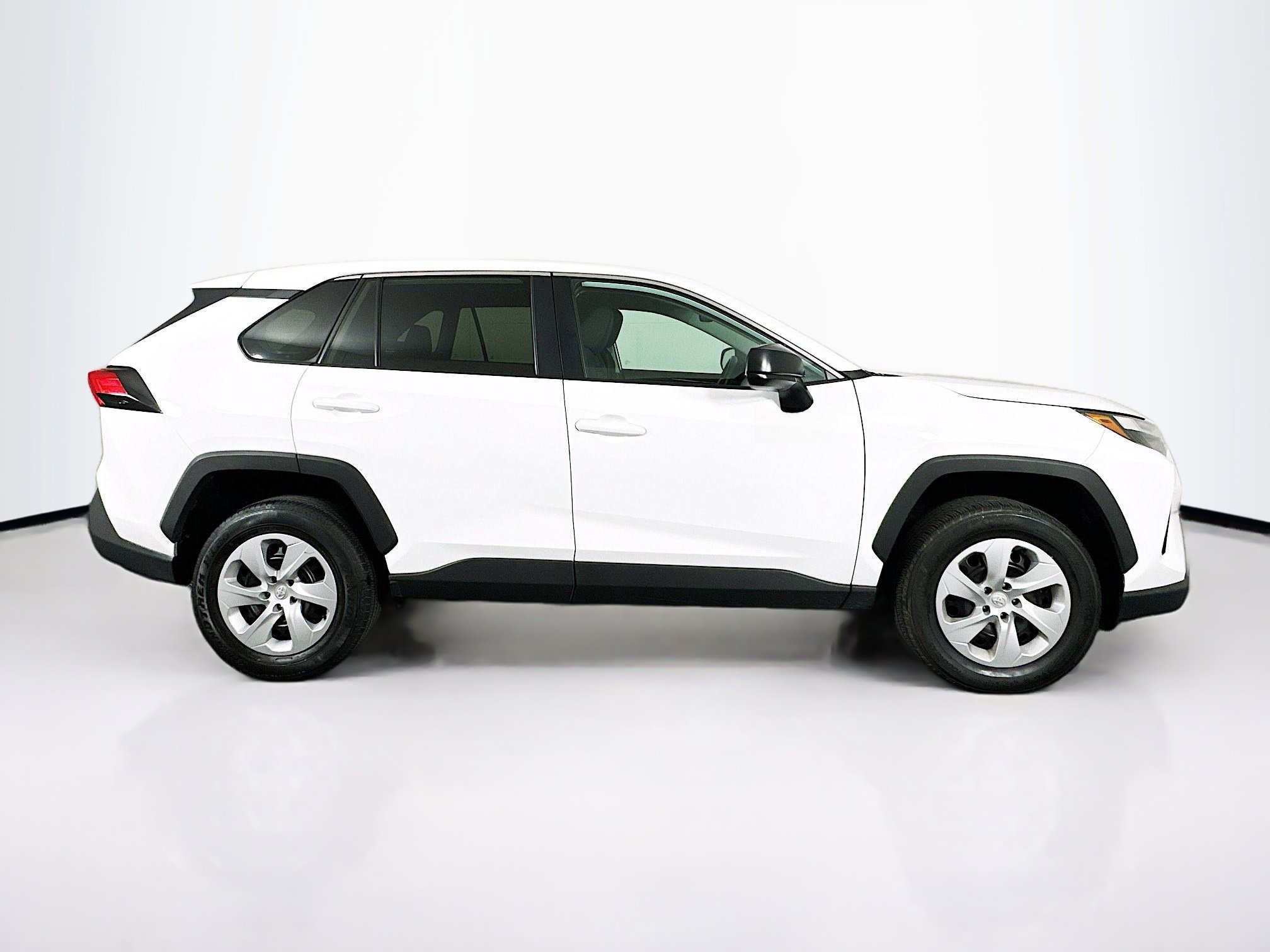 Used 2024 Toyota RAV4 LE image 10