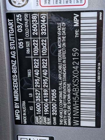 Used 2025 Mercedes-Benz G 63 AMG 4MATIC image 25