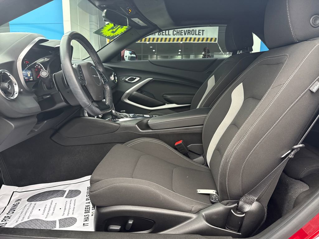 Used 2024 Chevrolet Camaro LT w/ Technology Package image 11