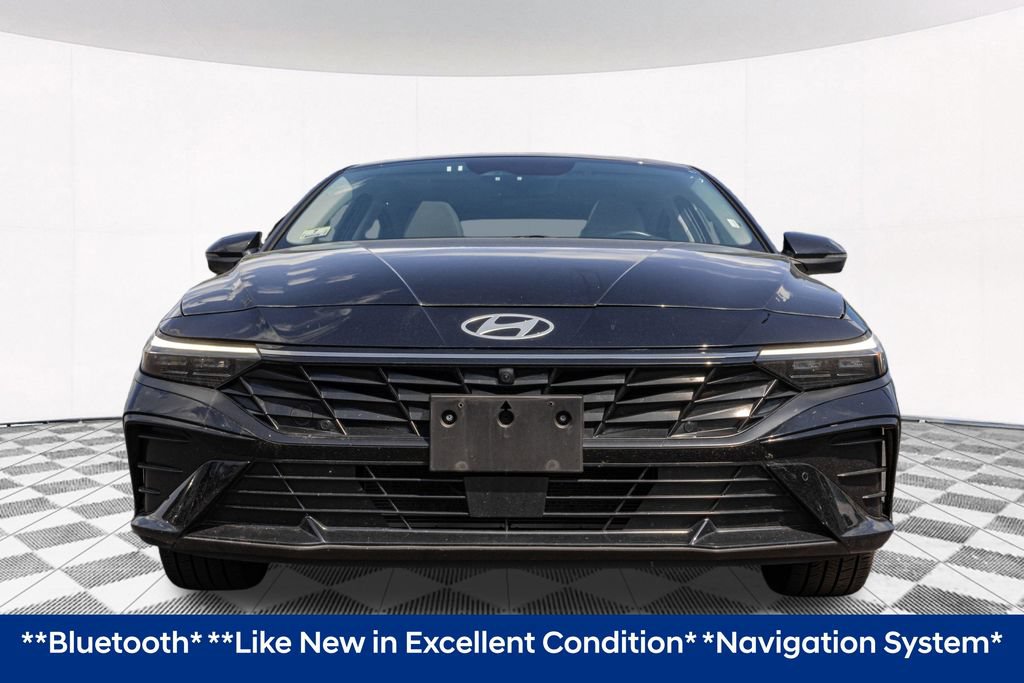 Certified 2024 Hyundai Elantra Limited FWD image 5
