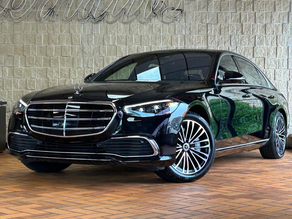 Used 2023 Mercedes-Benz S 580e 4MATIC Sedan w/ Warmth & Comfort Package image 49