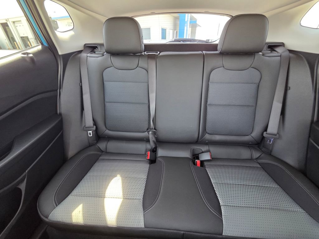 New 2026 Chevrolet Trax LT FWD image 23
