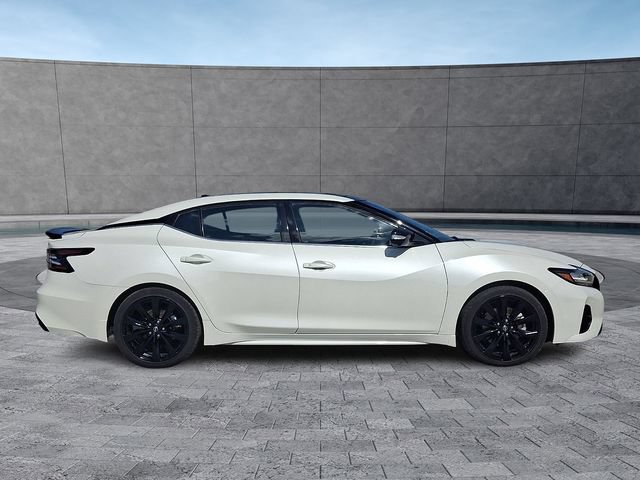 Used 2023 Nissan Maxima SR w/ Sport Mat Group FWD image 8