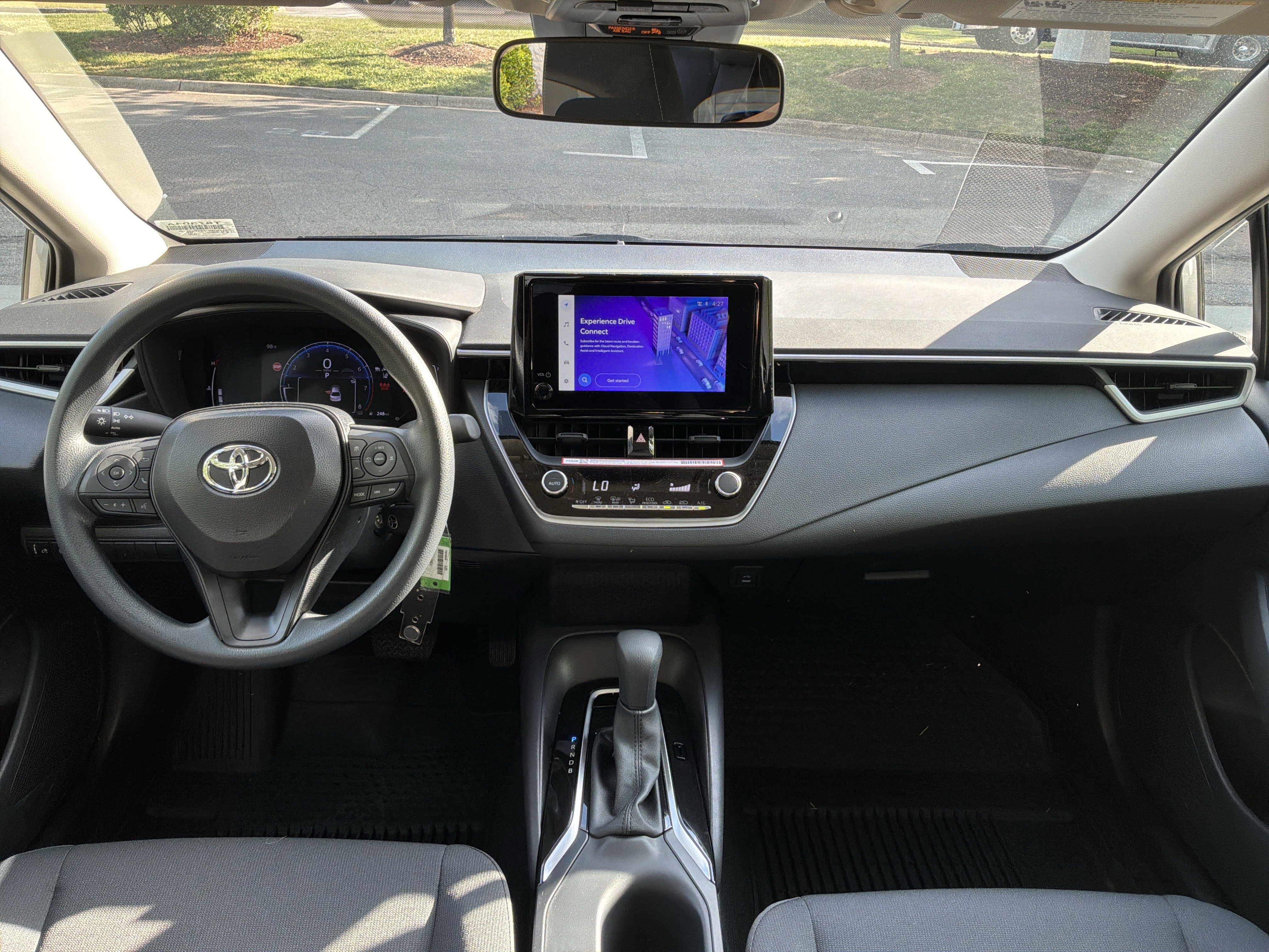 Used 2026 Toyota Corolla LE image 28