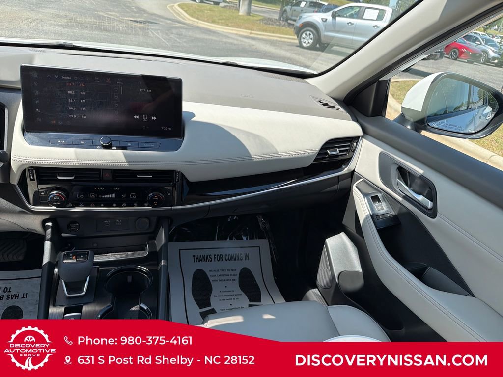 Certified 2024 Nissan Rogue SL w/ SL Premium Package FWD image 34