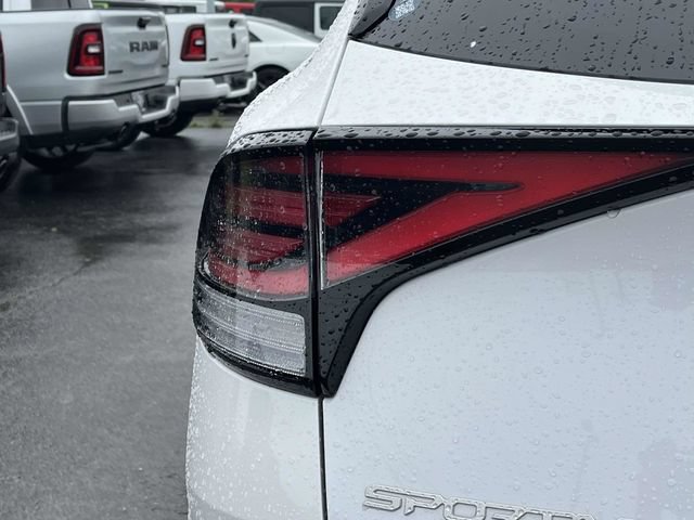 Used 2025 Kia Sportage SX FWD image 10