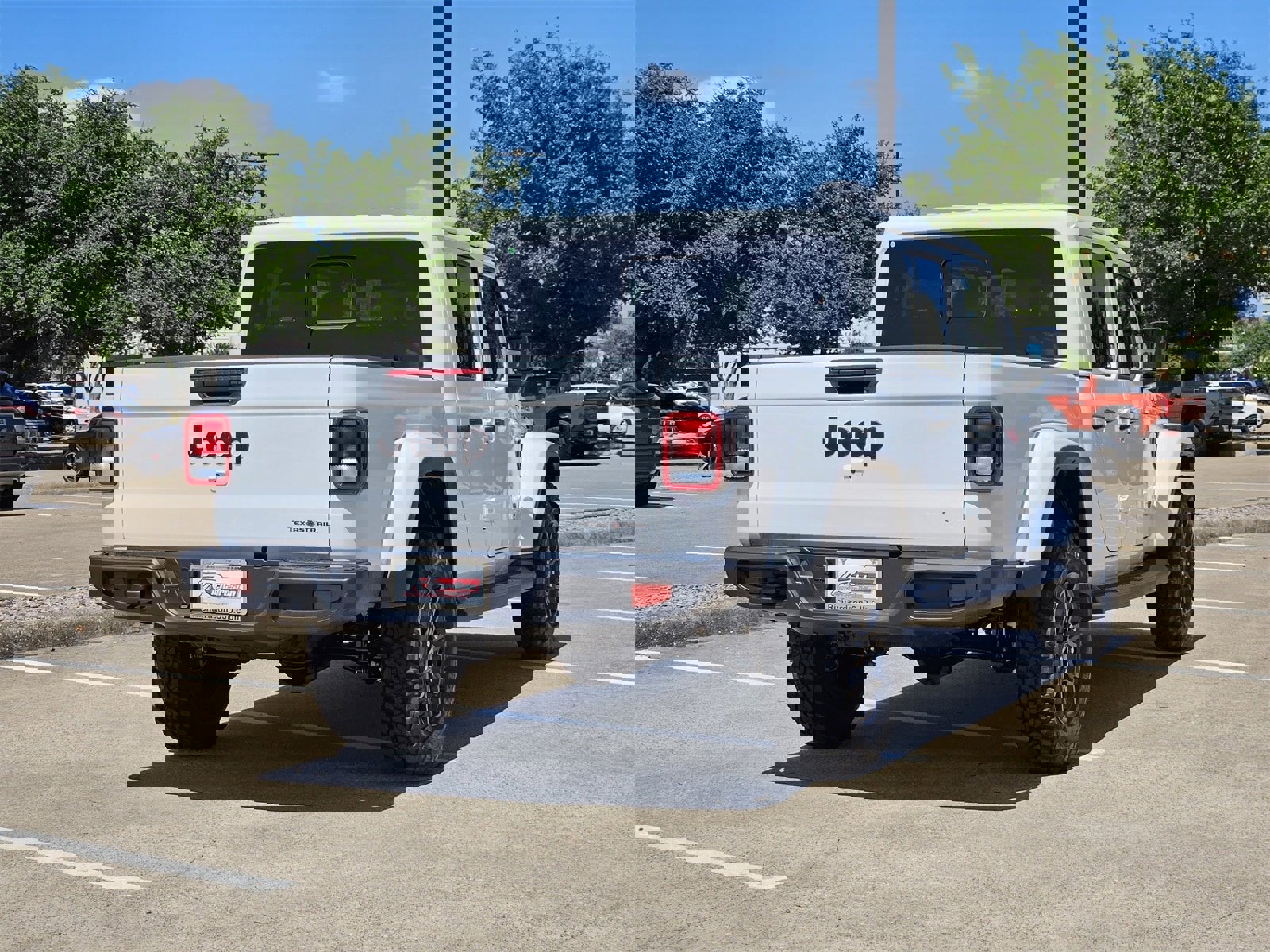 New 2025 Jeep Gladiator Sport image 4