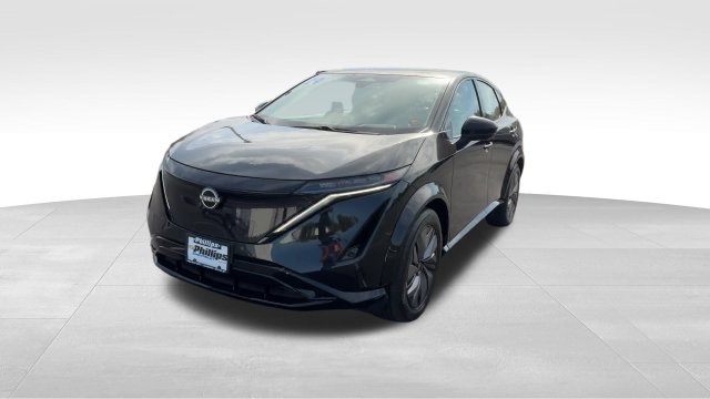 Used 2024 Nissan Ariya AWD image 2