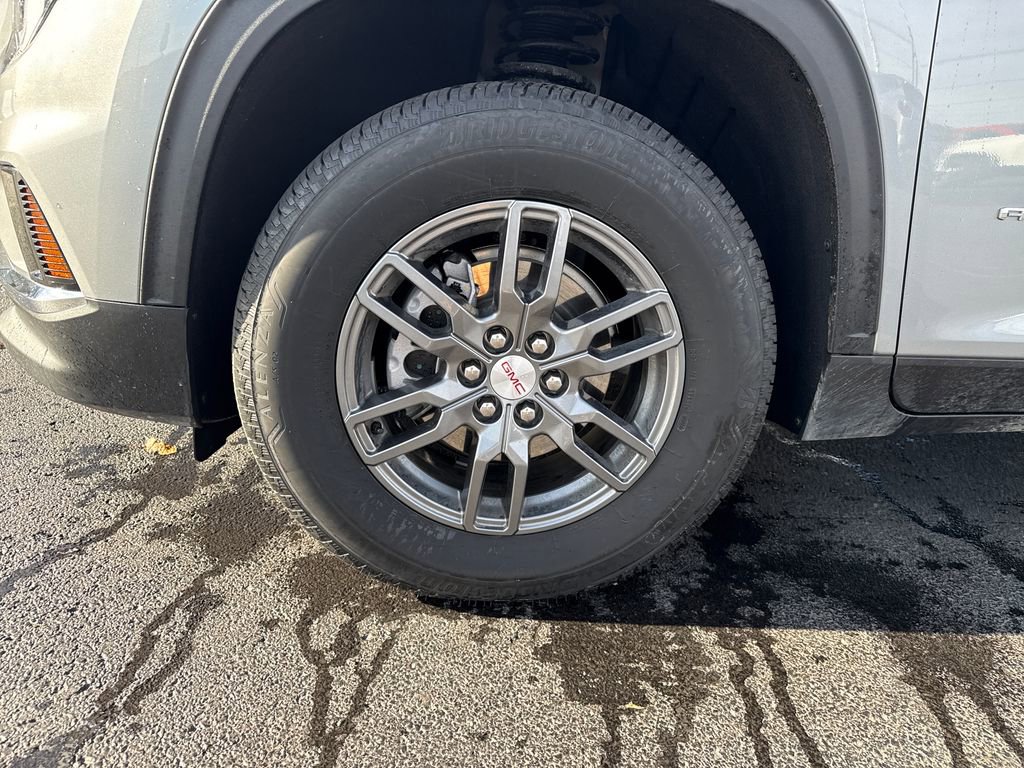 Used 2025 GMC Acadia Elevation image 28