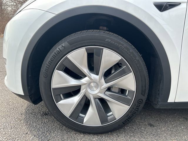 Used 2023 Tesla Model Y Long Range image 10
