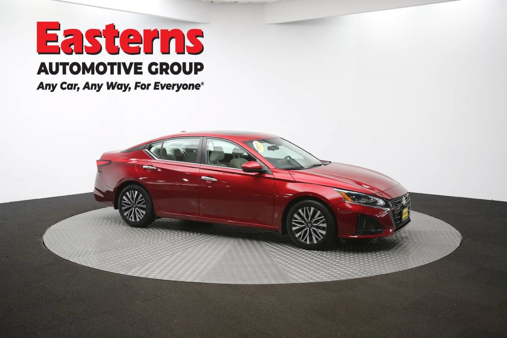 Used 2023 Nissan Altima 2.5 SV w/ SV Premium Package FWD image 47